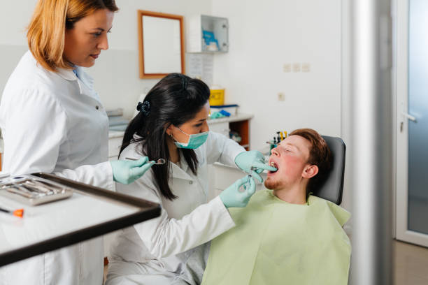 Best Broken or Chipped Tooth Repair in East Cleveland, OH